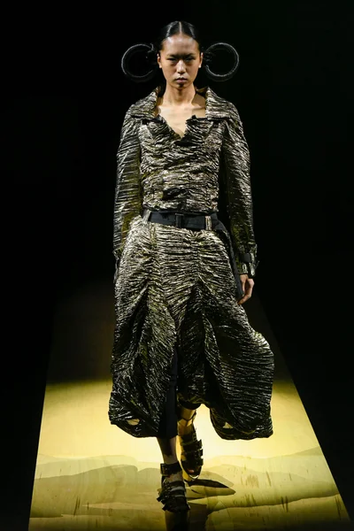 Look 51